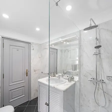 Garajau I By An Island * Caniço