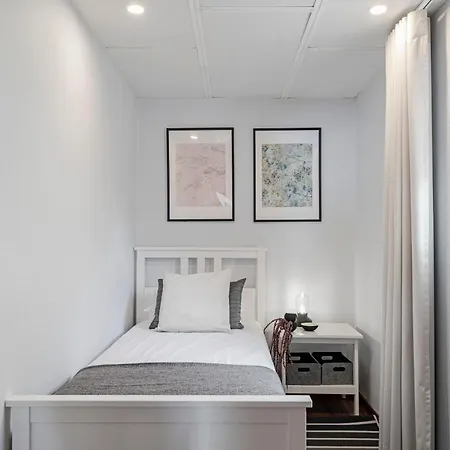 Garajau I By An Island *