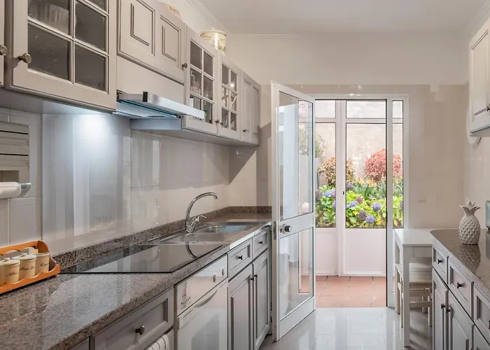 Garajau I By An Island * Caniço