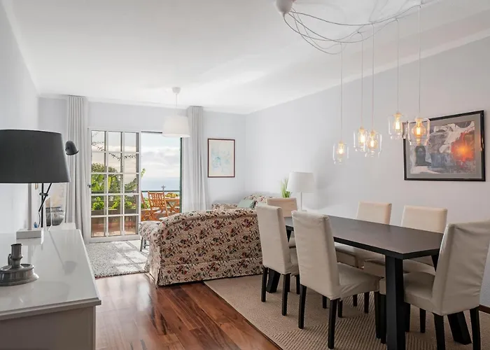 Garajau I By An Island Apartmán *