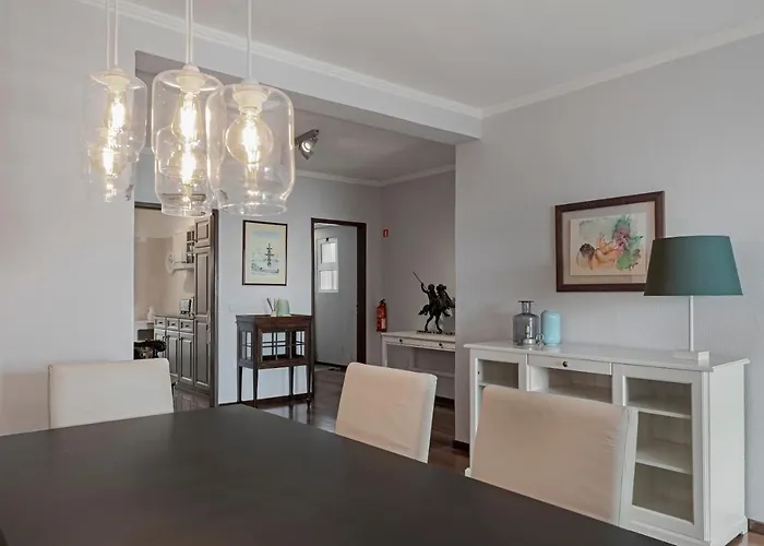 Garajau I By An Island Caniço