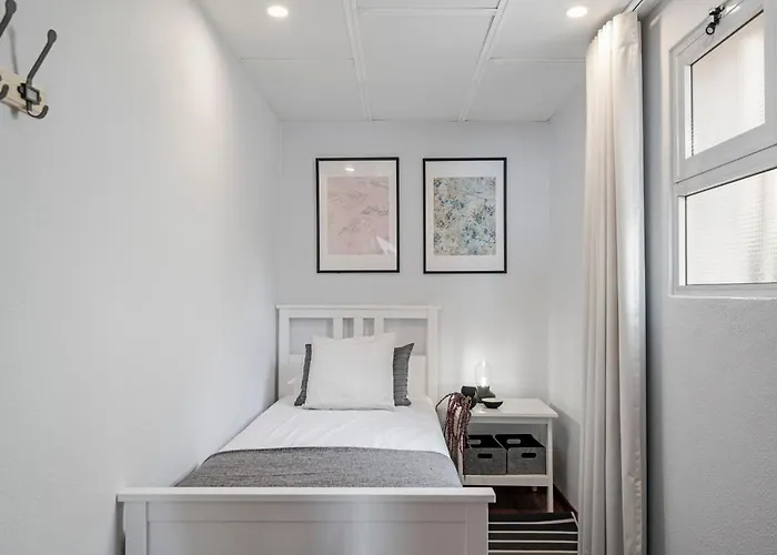 Garajau I By An Island *